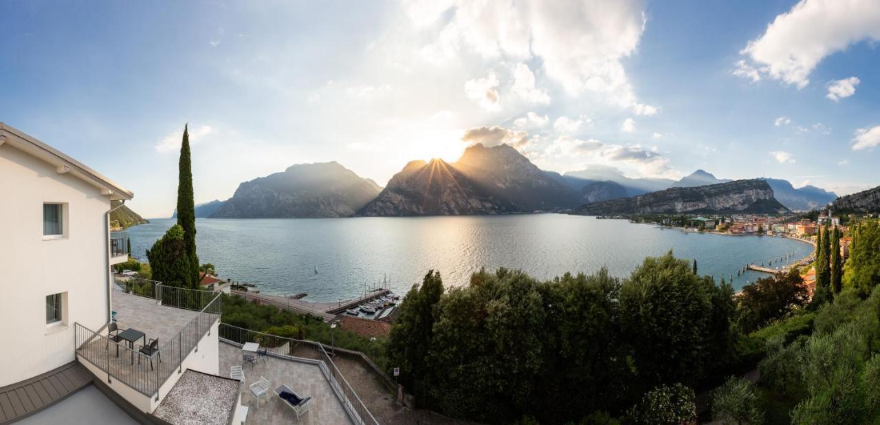 Vistalago Torbole Torbole Sul Garda Exterior foto