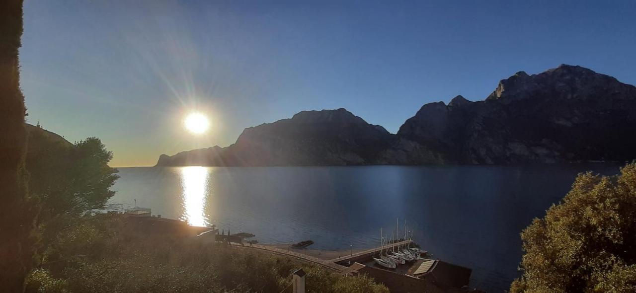 Vistalago Torbole Torbole Sul Garda Exterior foto